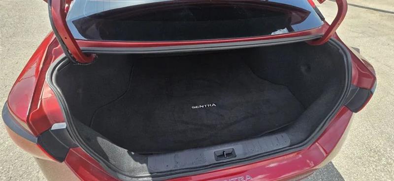 Nissan Sentra SV 2024