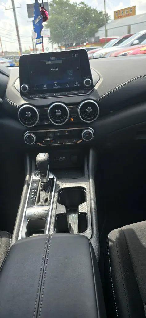 Nissan Sentra SV 2024