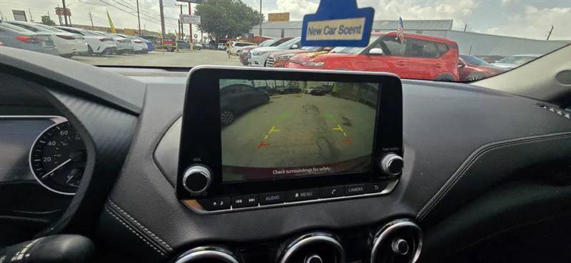 Nissan Sentra SV 2024