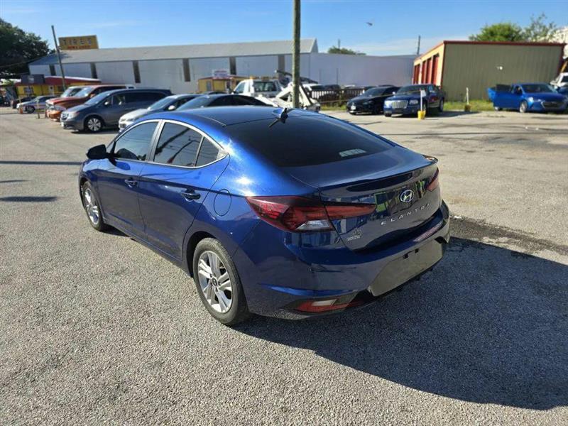 Hyundai Elantra Limited 2020