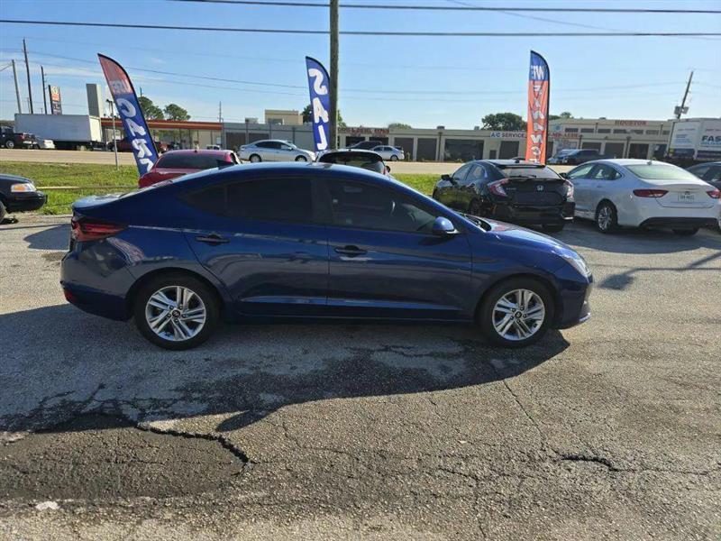 Hyundai Elantra Limited 2020