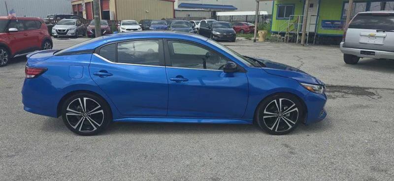 Nissan Sentra SR 2020