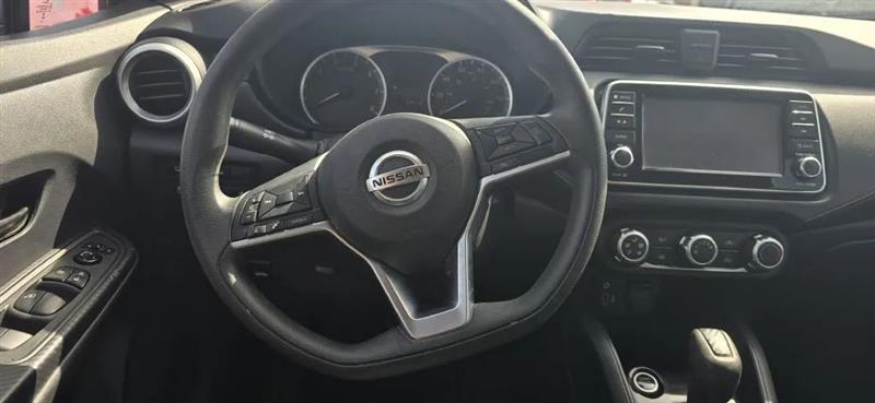 Nissan Versa S CVT 2021