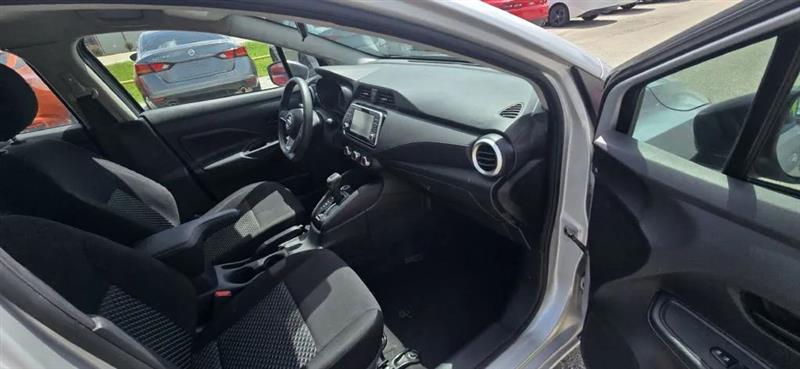 Nissan Versa S CVT 2021