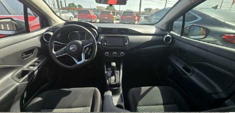 Nissan Versa S CVT 2021