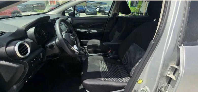 Nissan Versa S CVT 2021