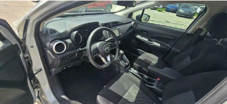 Nissan Versa S CVT 2021