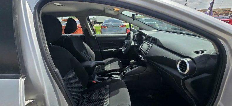 Nissan Versa S CVT 2021