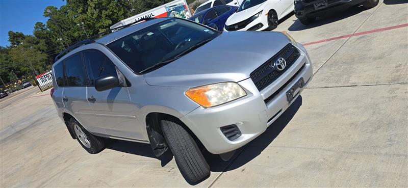 Toyota RAV4 Base I4 2WD 2010