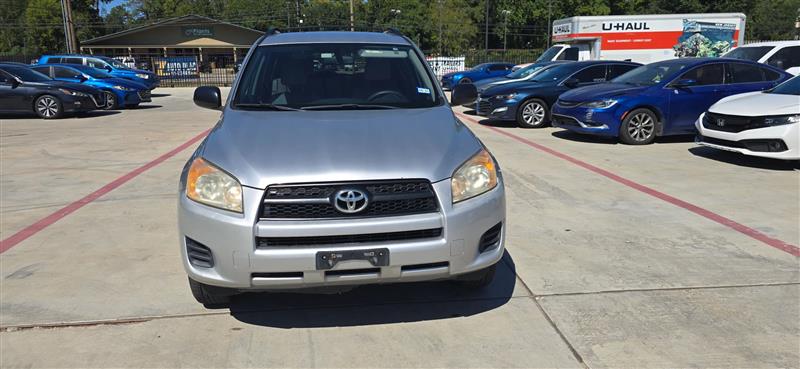Toyota RAV4 Base I4 2WD 2010