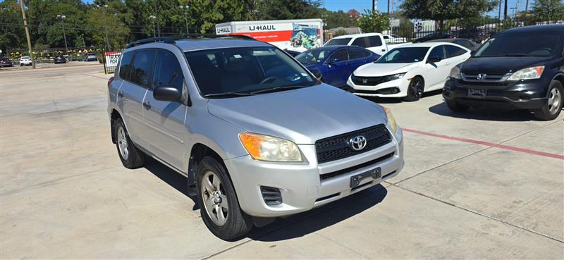 Toyota RAV4 Base I4 2WD 2010