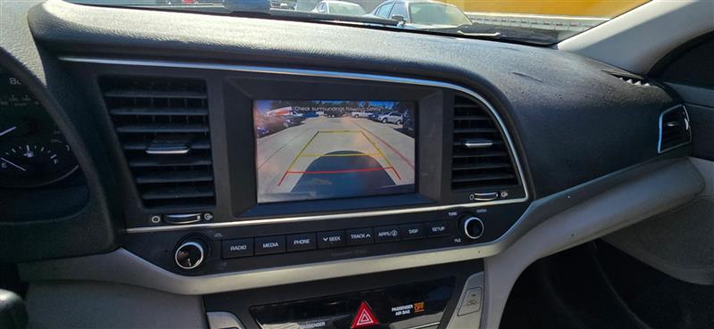 Hyundai Elantra Limited 2018