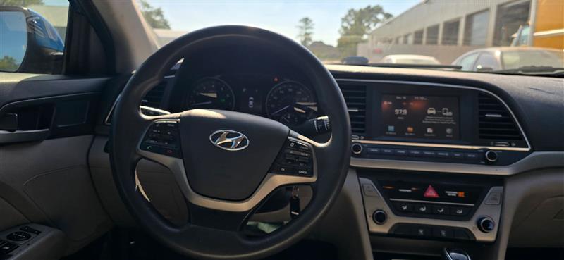 Hyundai Elantra Limited 2018