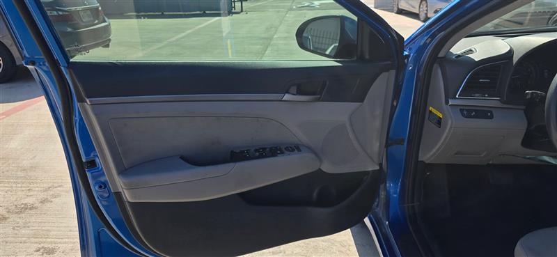 Hyundai Elantra Limited 2018