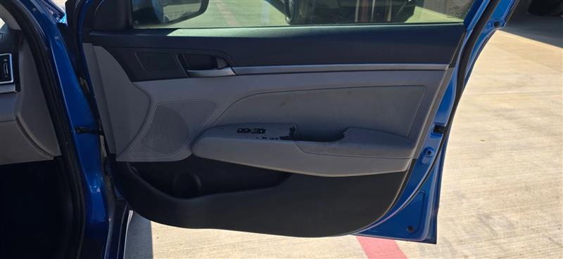 Hyundai Elantra Limited 2018