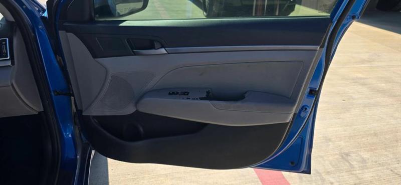 Hyundai Elantra Limited 2018