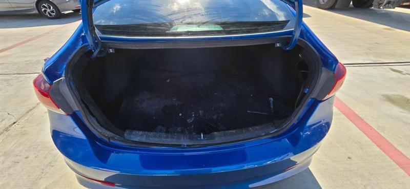 Hyundai Elantra Limited 2018