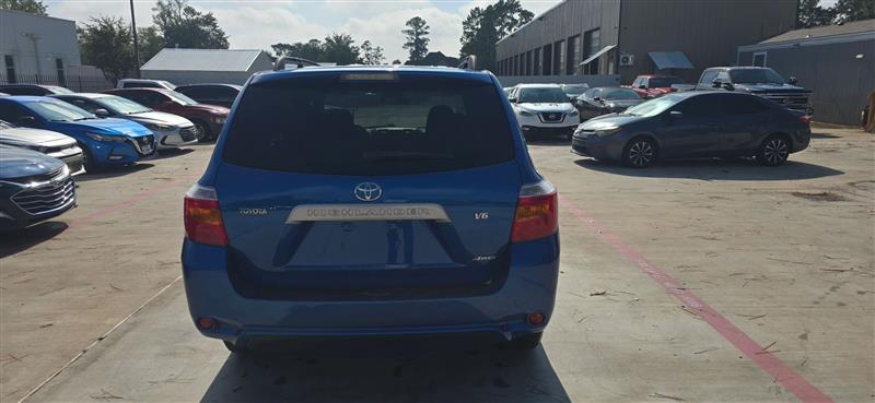 Toyota Highlander Base 4WD 2008