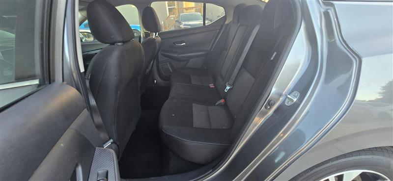 Nissan Sentra SV 2022