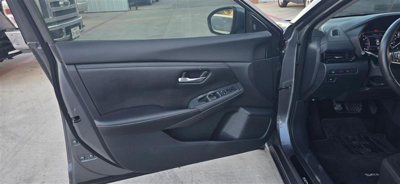 Nissan Sentra SV 2022