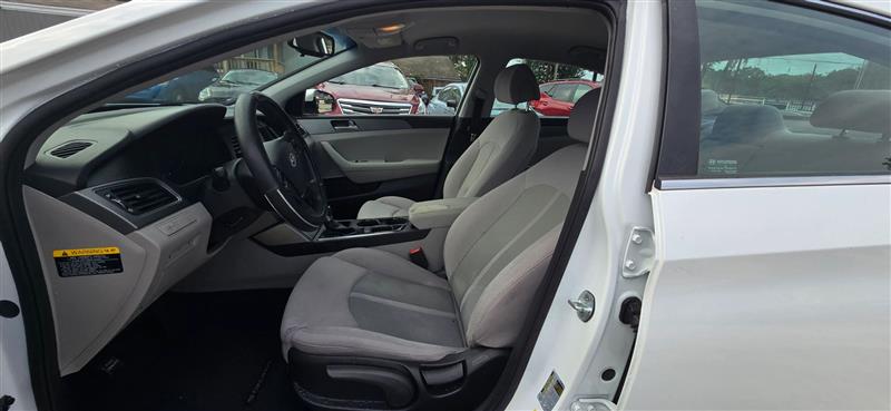 Hyundai Sonata SE 2016