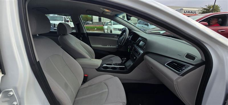 Hyundai Sonata SE 2016
