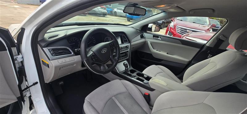 Hyundai Sonata SE 2016