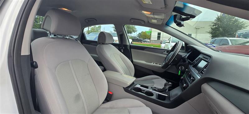Hyundai Sonata SE 2016