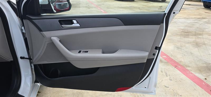 Hyundai Sonata SE 2016