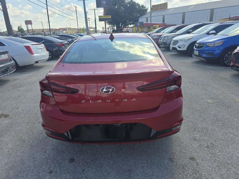 Hyundai Elantra Limited 2020
