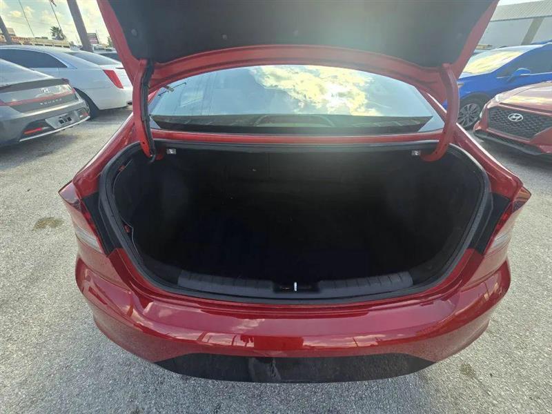 Hyundai Elantra Limited 2020