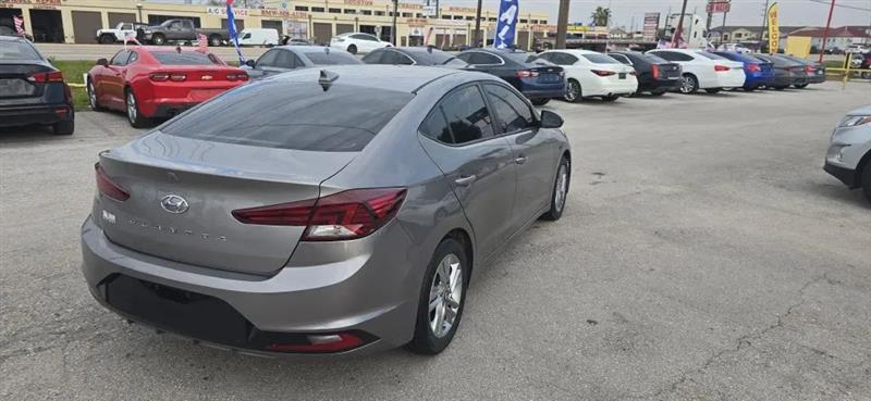 Hyundai Elantra Limited 2020