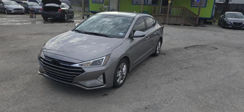 Hyundai Elantra Limited 2020