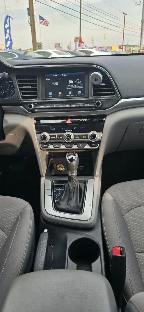 Hyundai Elantra Limited 2020