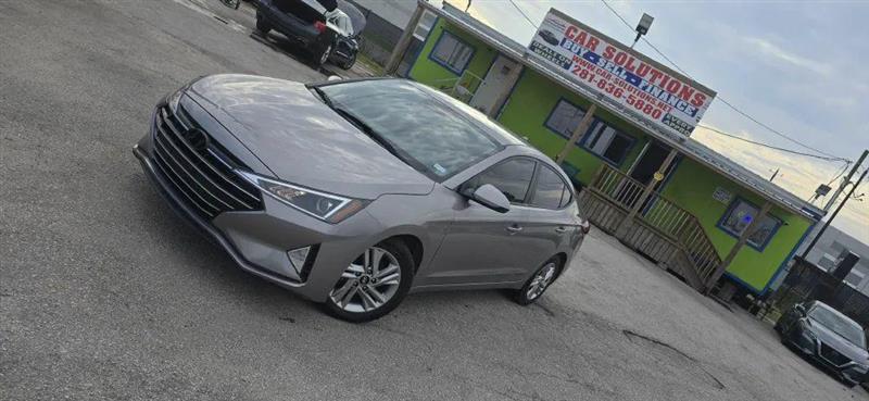 Hyundai Elantra Limited 2020