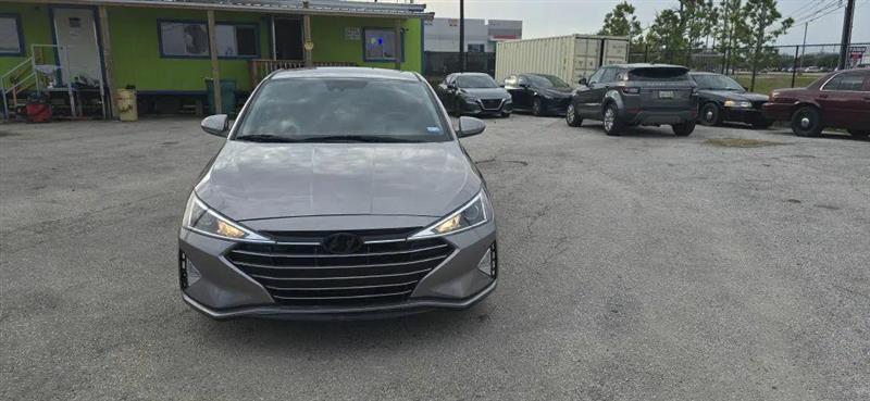 Hyundai Elantra Limited 2020