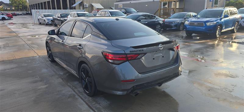 Nissan Sentra SR 2022