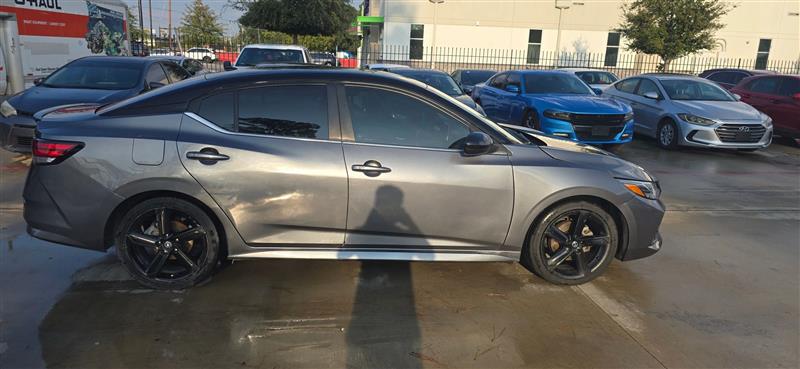 Nissan Sentra SR 2022