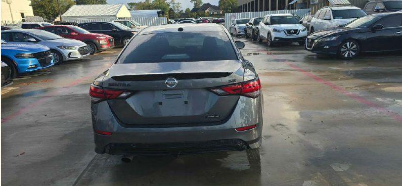 Nissan Sentra SR 2022