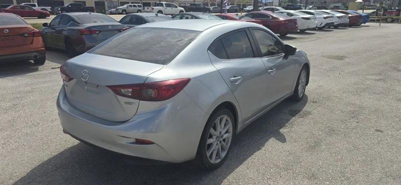 Mazda MAZDA3 i Touring AT 4-Door 2017