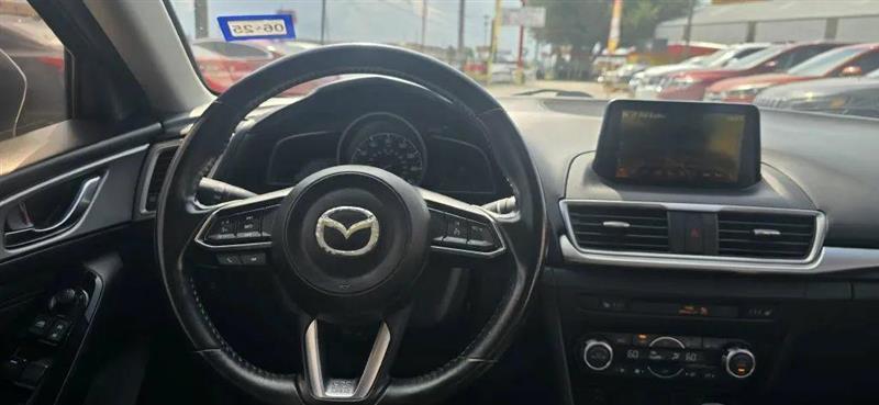 Mazda MAZDA3 i Touring AT 4-Door 2017