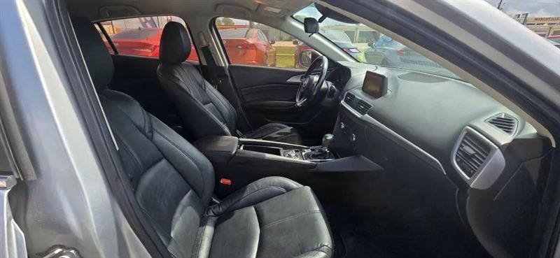 Mazda MAZDA3 i Touring AT 4-Door 2017