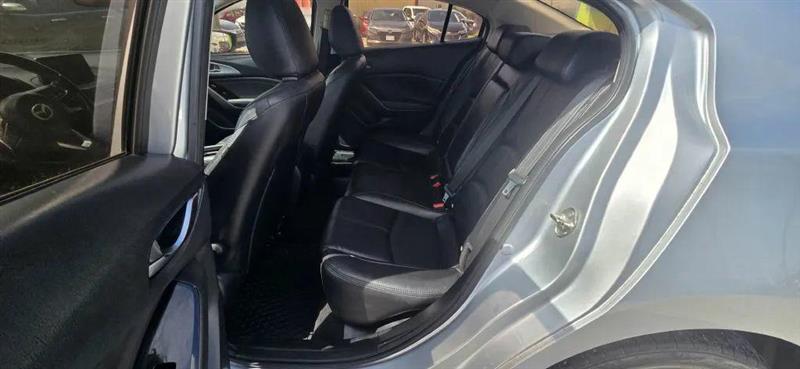 Mazda MAZDA3 i Touring AT 4-Door 2017