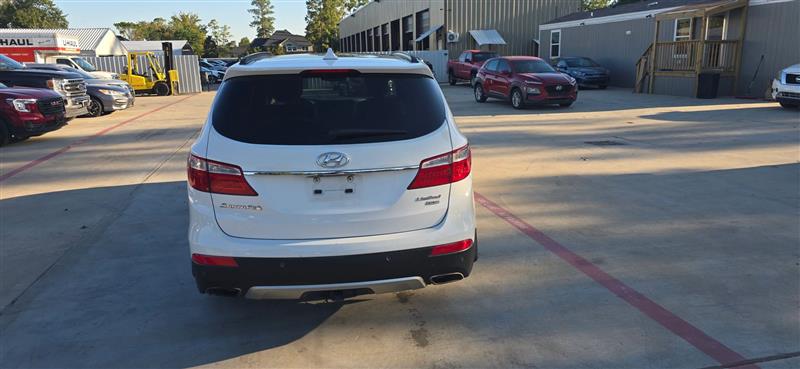 Hyundai Santa Fe Limited FWD 2015