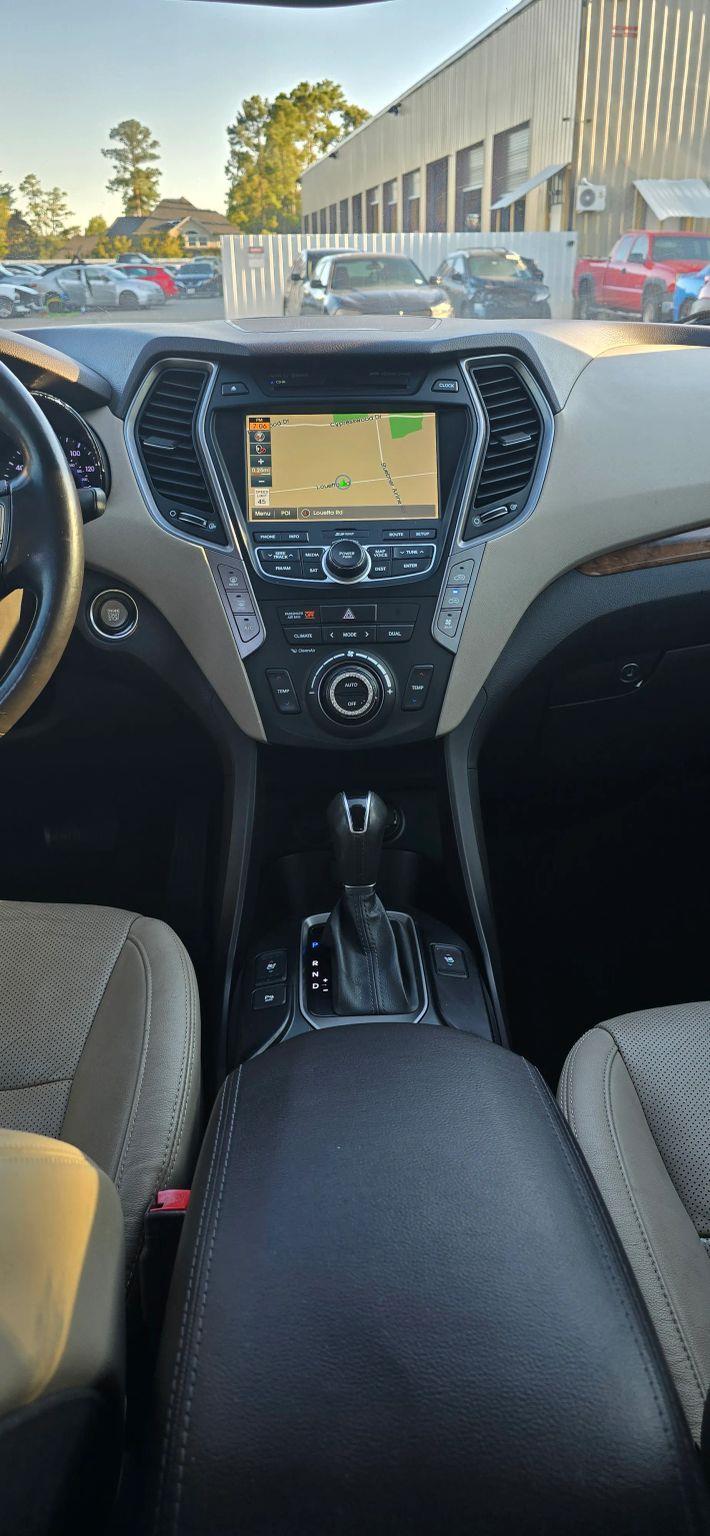 Hyundai Santa Fe Limited FWD 2015