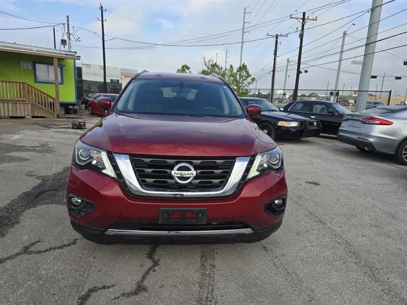 Nissan Pathfinder SV 2WD 2018