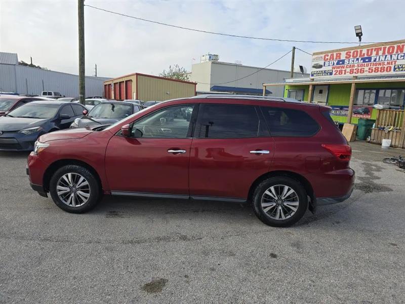 Nissan Pathfinder SV 2WD 2018