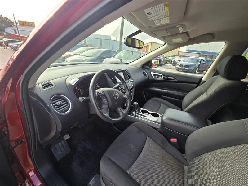 Nissan Pathfinder SV 2WD 2018