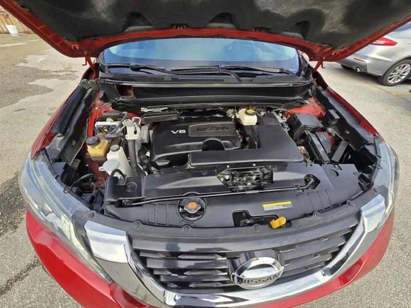 Nissan Pathfinder SV 2WD 2018