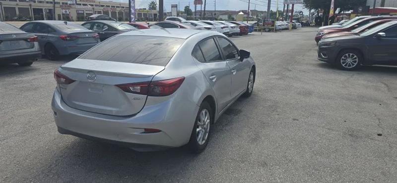 Mazda MAZDA3 i Touring AT 4-Door 2014
